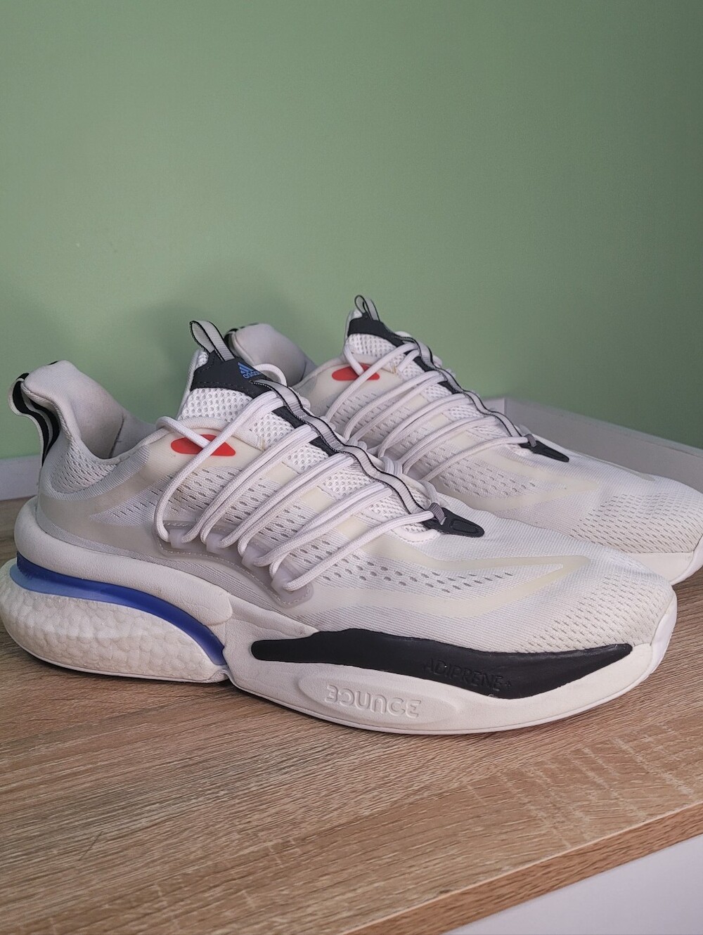 Adidas Alphaboost V1 Athletic Shoes 13 Sneakers